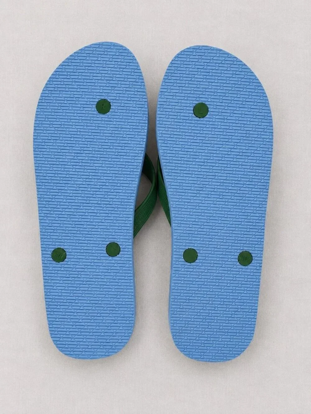 Happy Gilmore Men's Flip-Flops Size 12 NWT